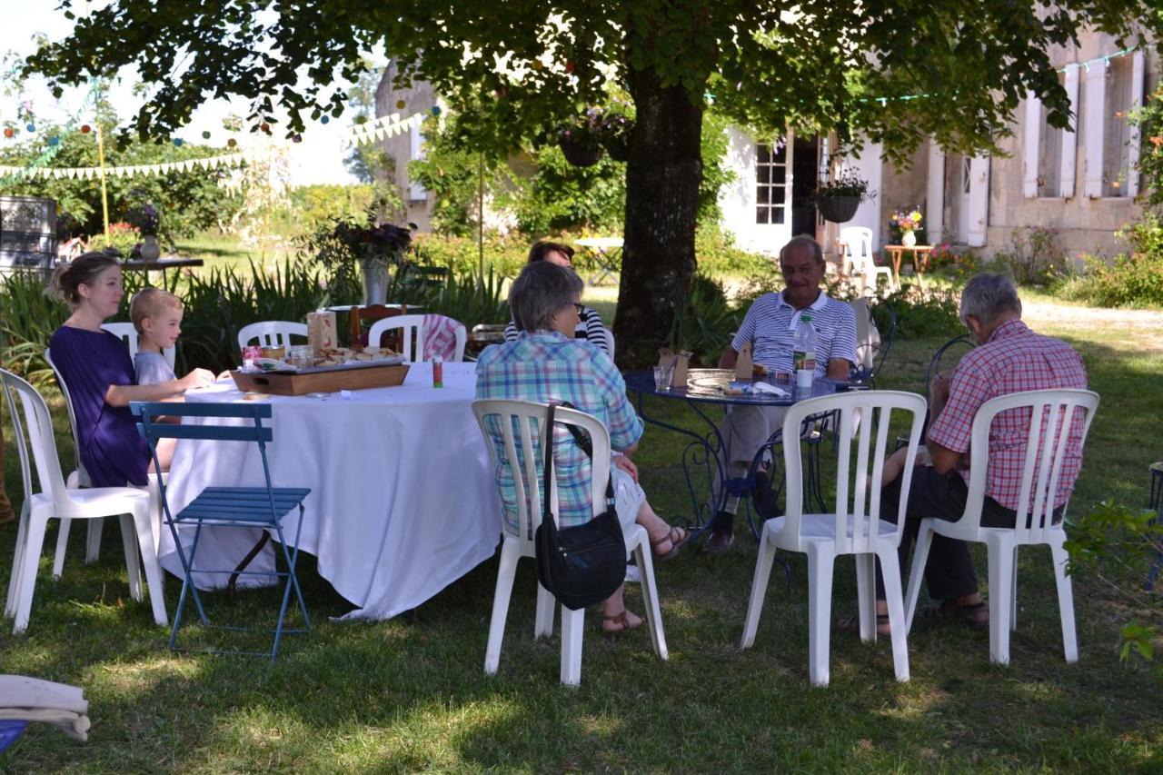 B&B Château Pierre de Lune Saint-Émilion Chambre photo